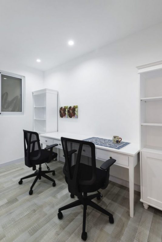 Công Ty TNHH Đầu Tư Xây Dựng Thương Mại Mộc Phát Hoàng Gia